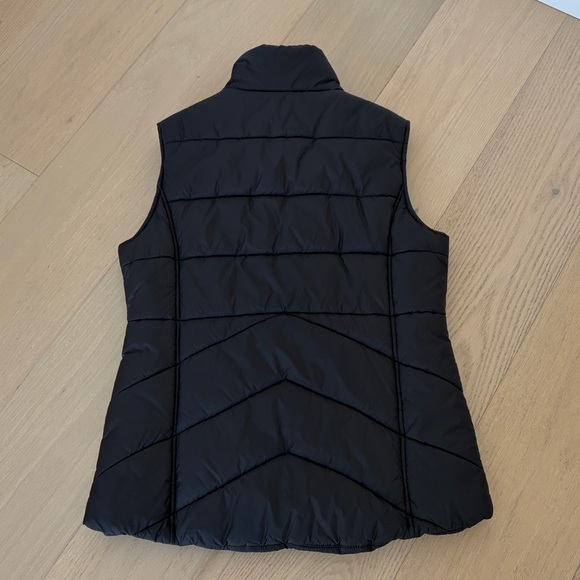 Tommy Hilfiger Women's black Quilted Vest - Picture 2 of 8